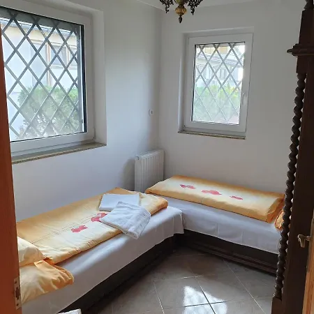 Endrodi Lakas Szántód