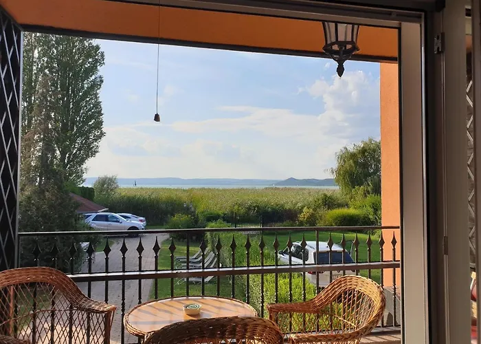 Endrodi Lakas Apartment *